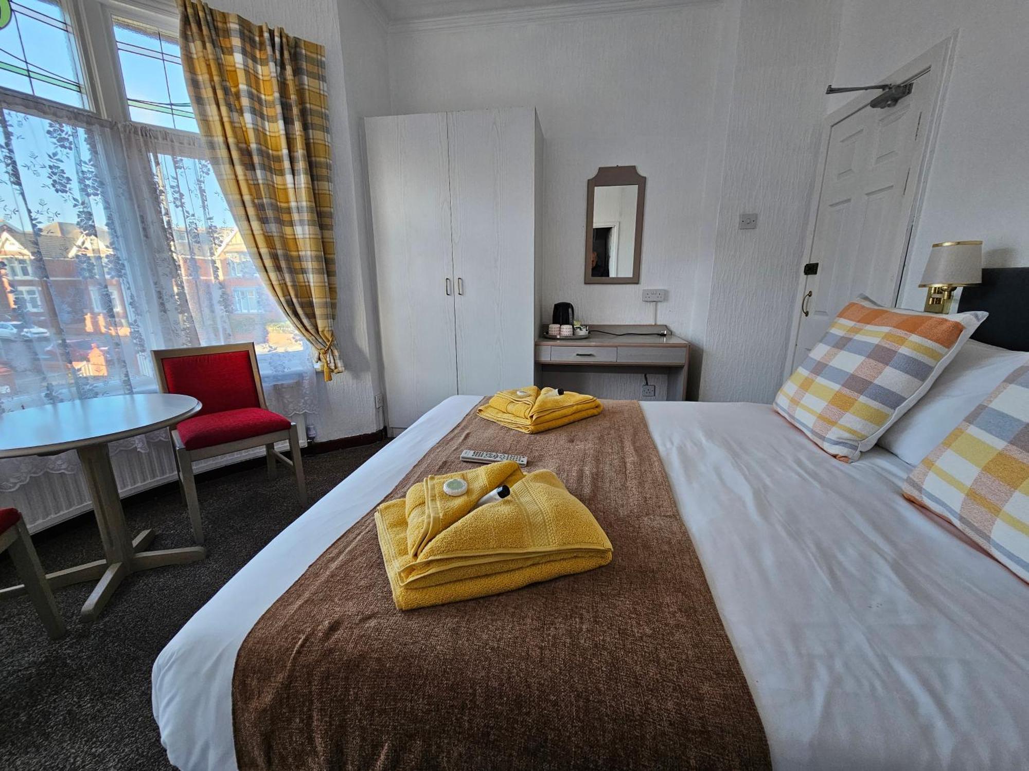 Collingwood Hotel Блэкпул Экстерьер фото